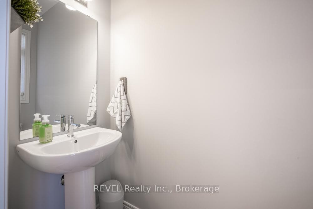 68 Summersides Boulevard photo 6