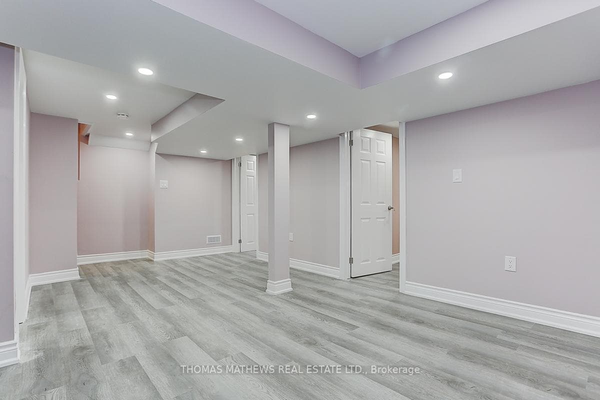 54 Sancrest Drive photo 20