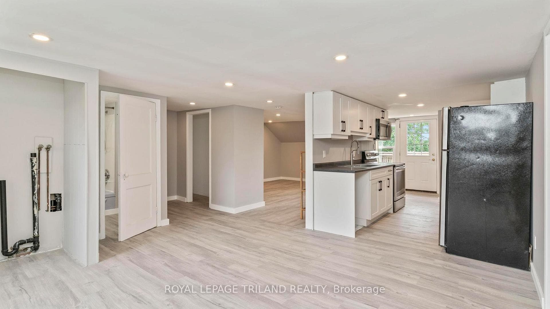 50 FAIRVIEW Avenue photo 44