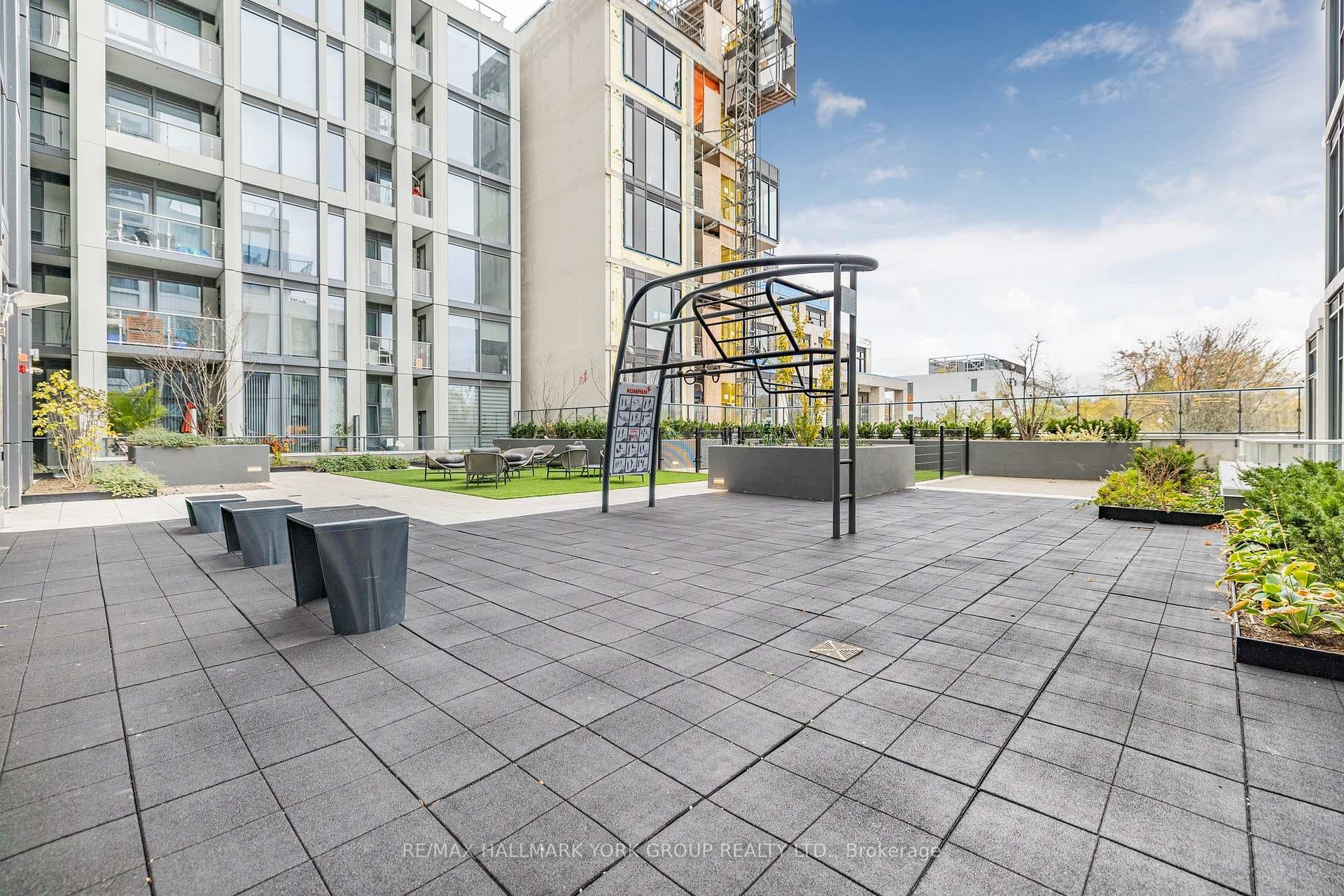 2020 Bathurst Street Unit PH 16 photo 14