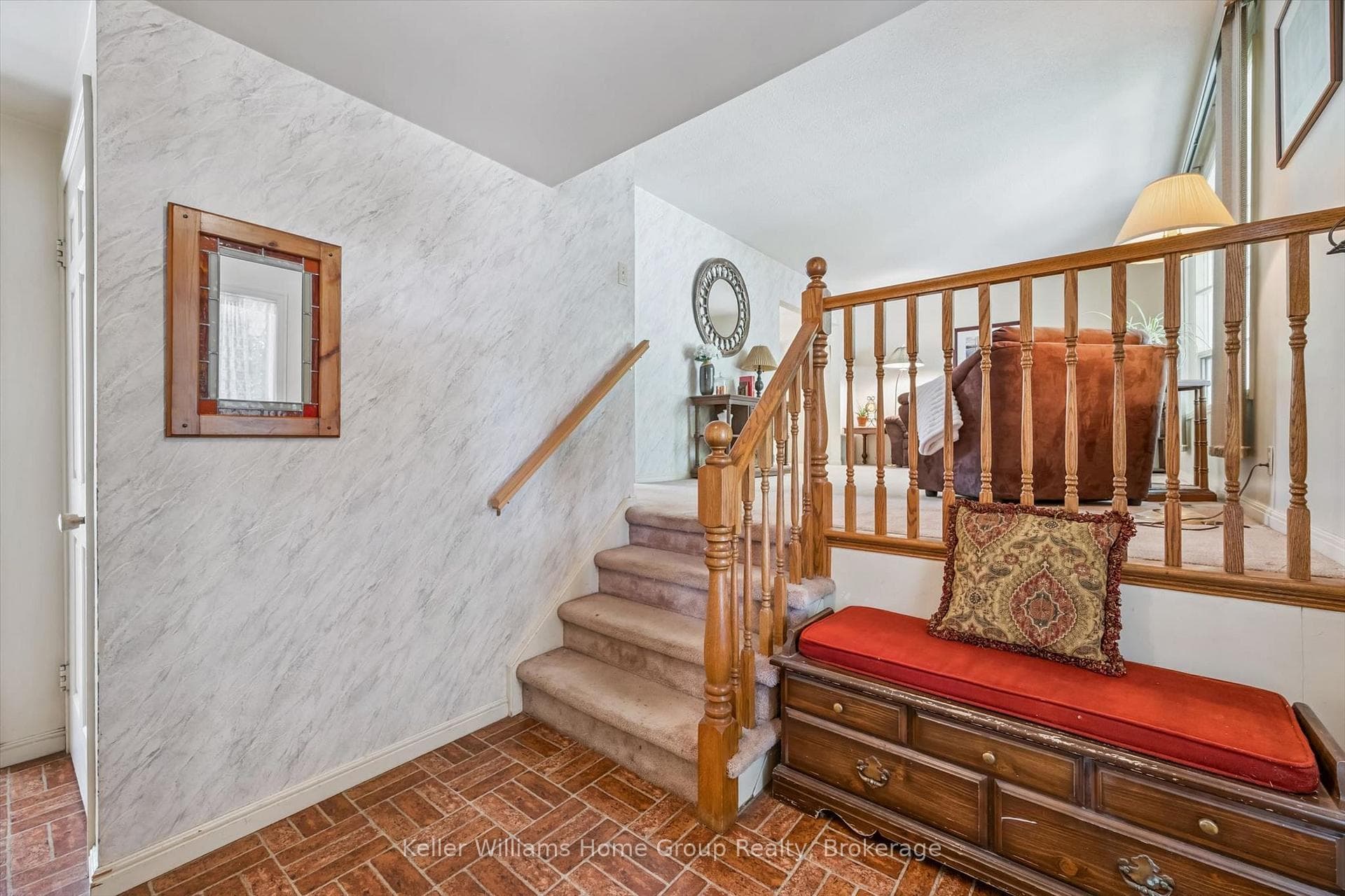 44 Sherwood Drive photo 9