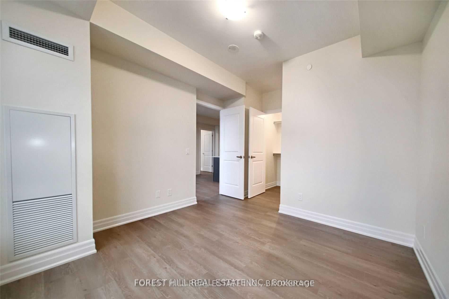 9075 Jane Street Unit 1109 photo 13