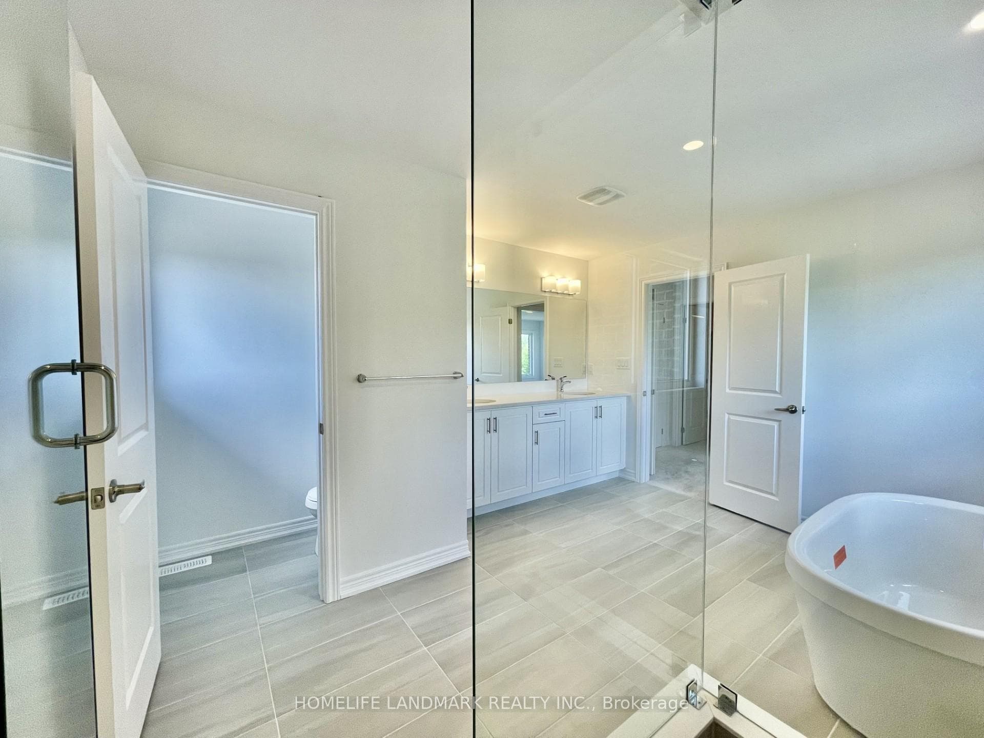 130 Thicketwood Avenue photo 20