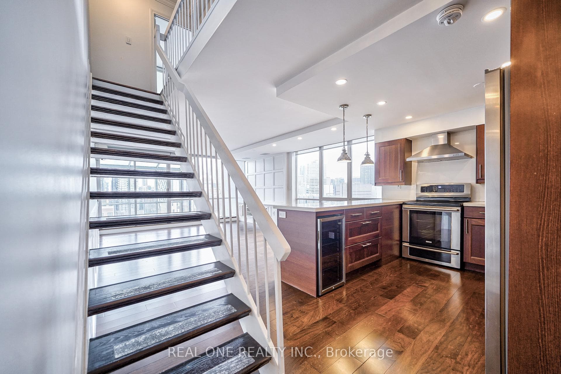 86 Gerrard Street Unit 14D photo 7