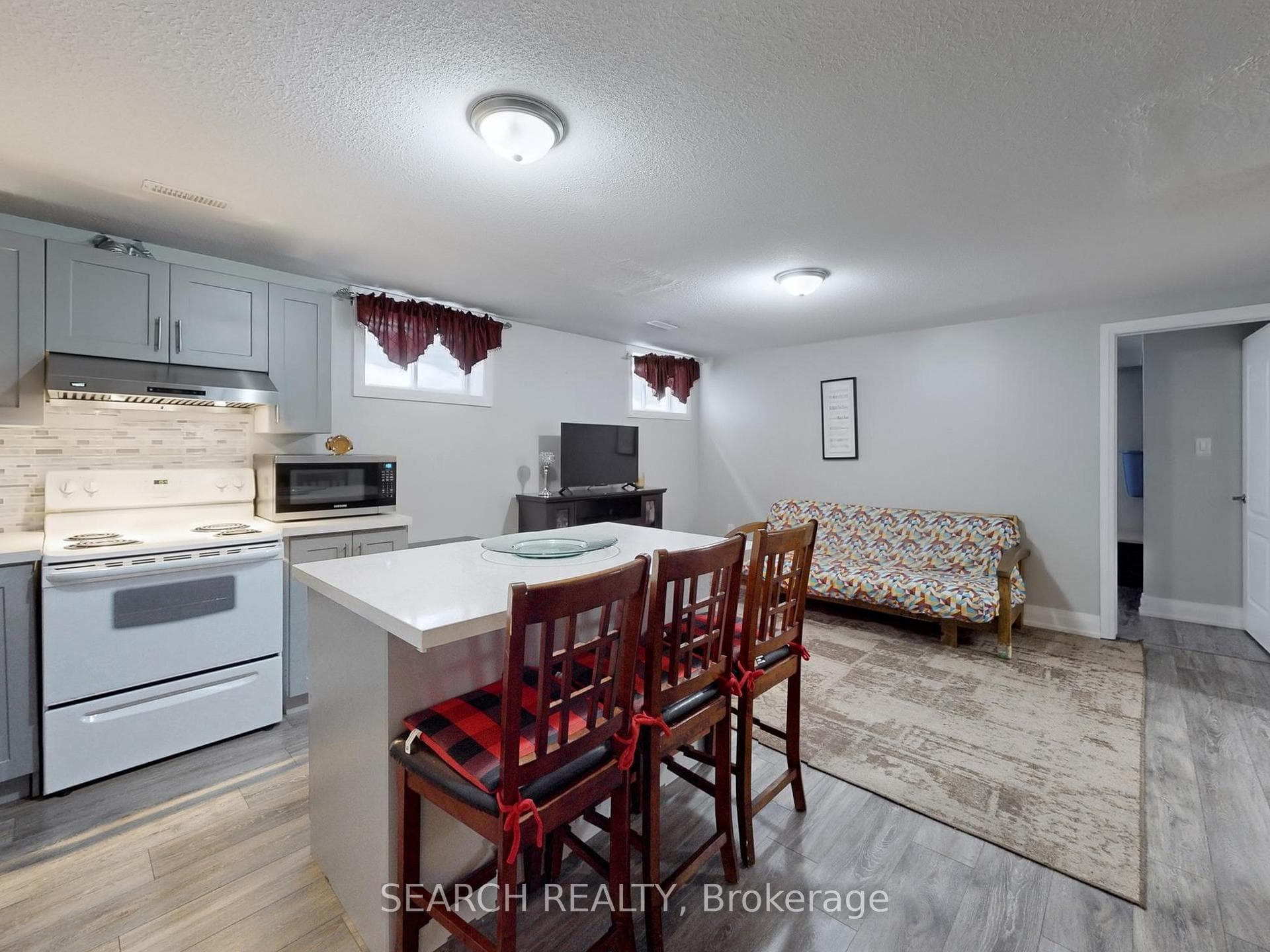 24 Hewitt Place photo 25