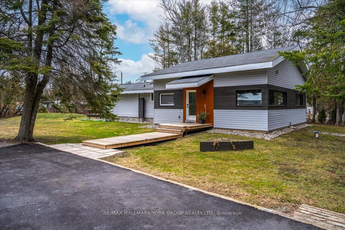 500 Mapleview Drive photo 3