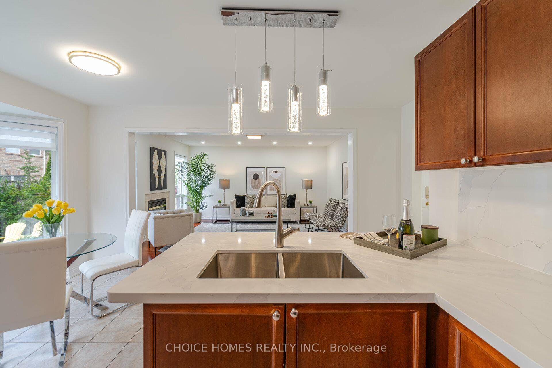 632 Armstrong Boulevard photo 16