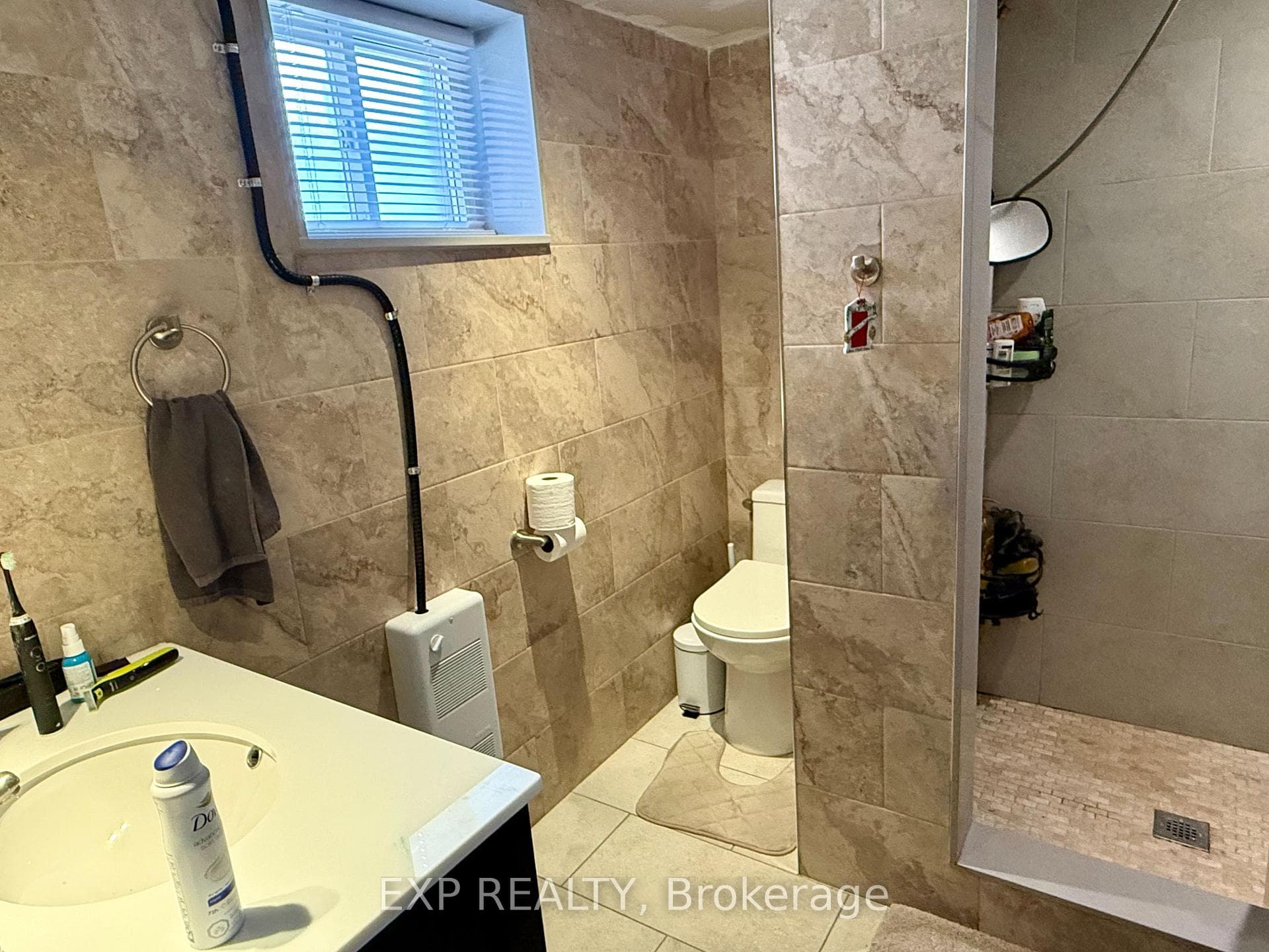 132 Brookhaven Drive photo 18