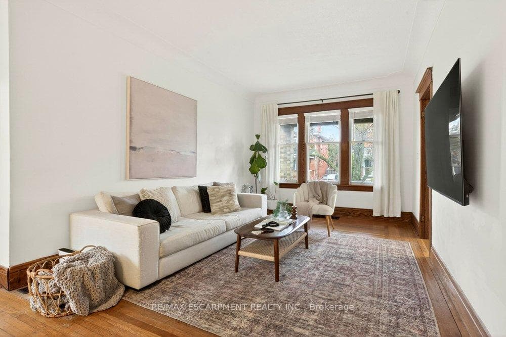 69 Balmoral Avenue photo 11