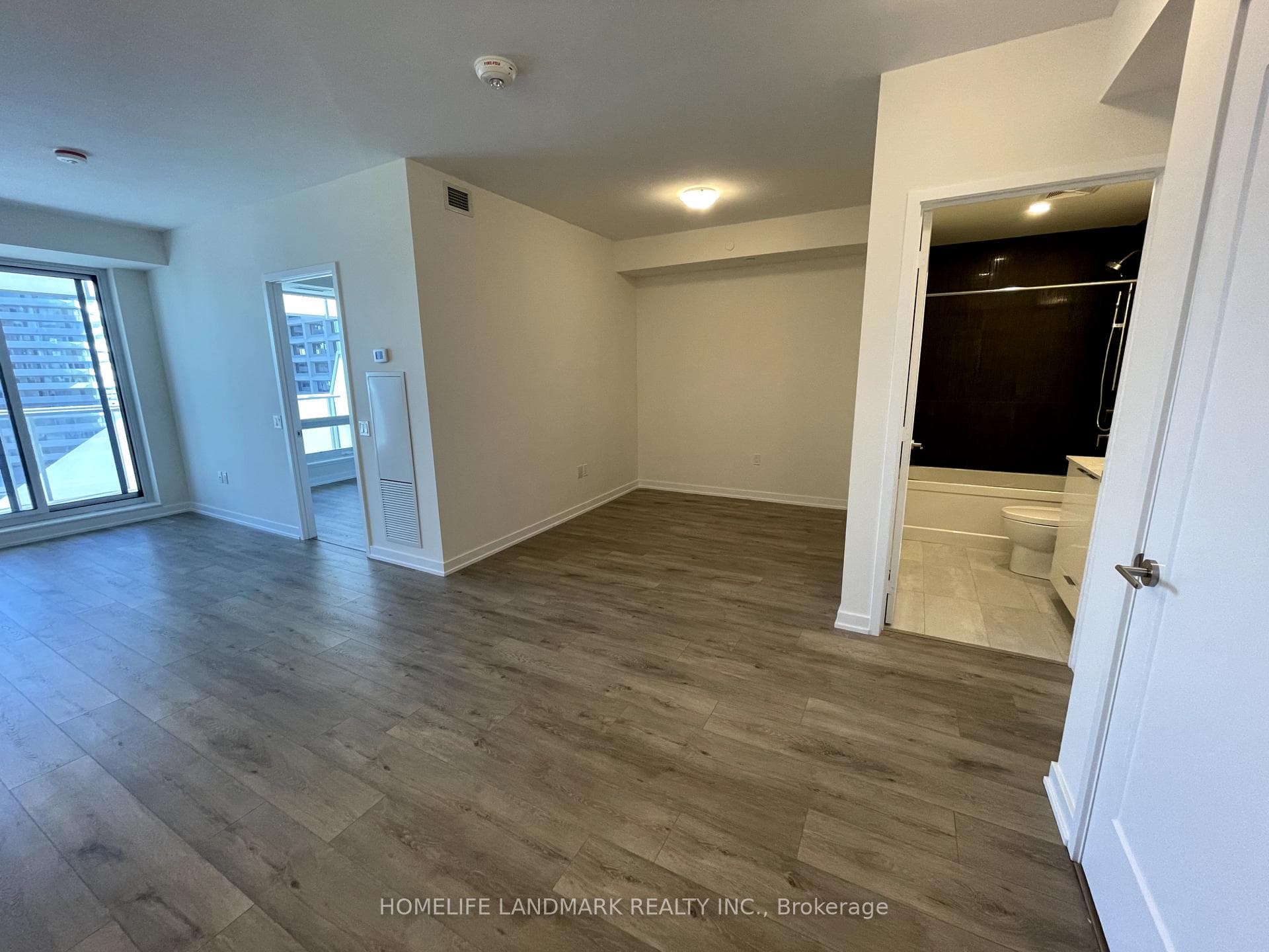 28 Freeland Street Unit 1210 photo 13