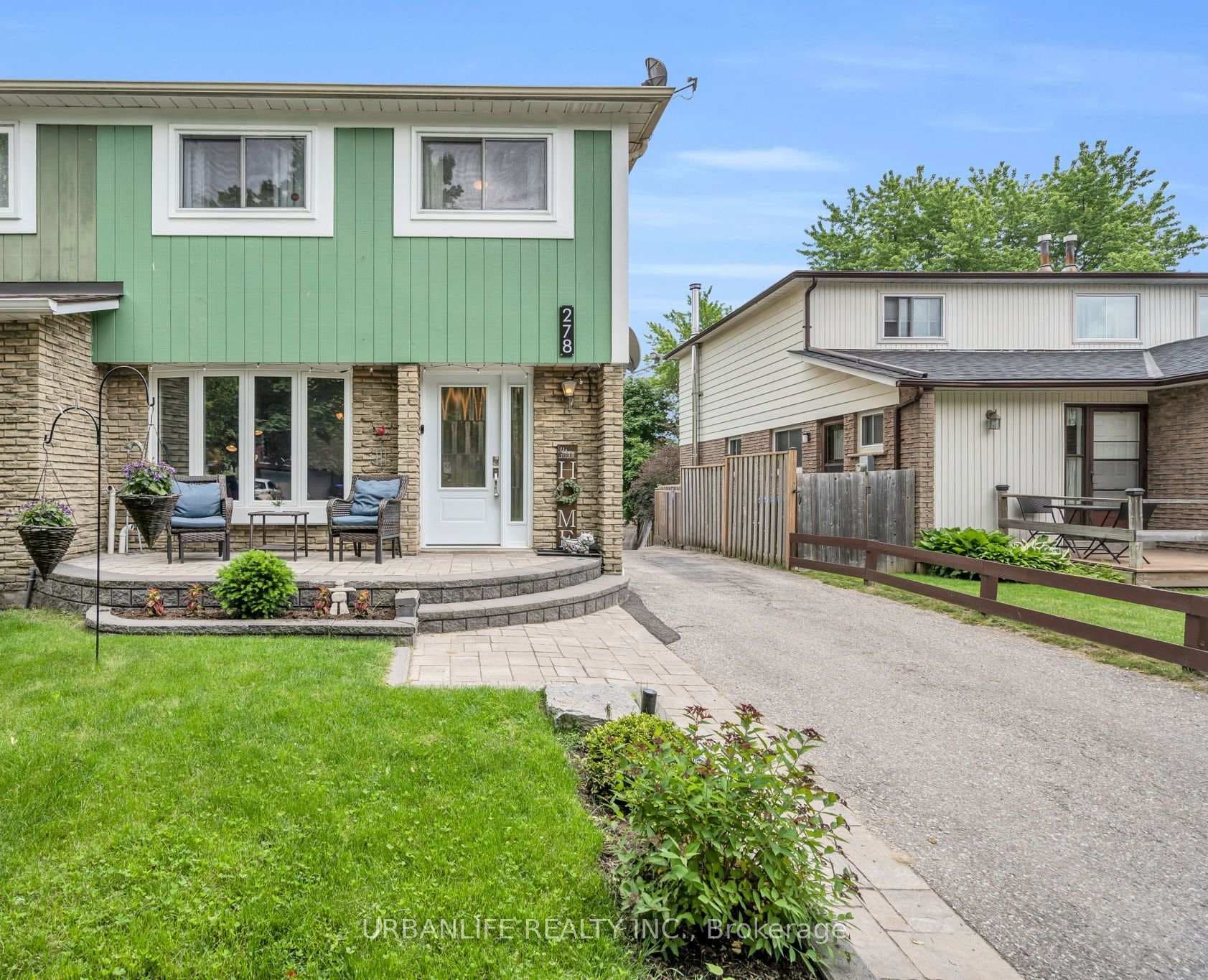 278 Britannia Avenue photo 1
