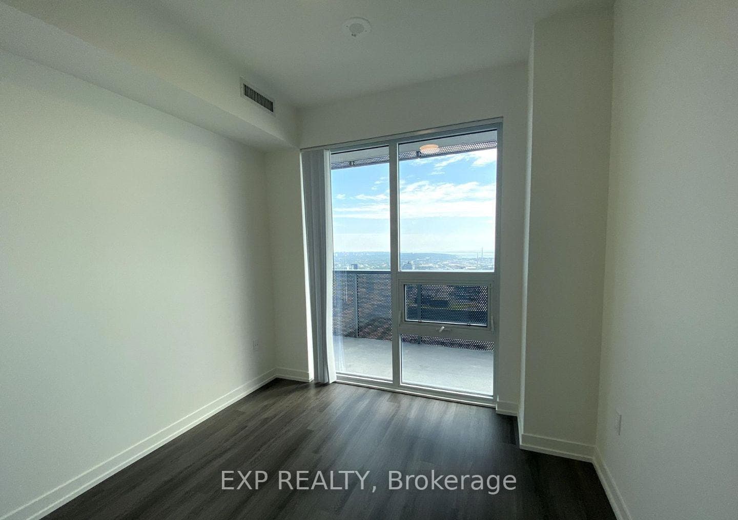 138 Downes Street Unit 6706 photo 12