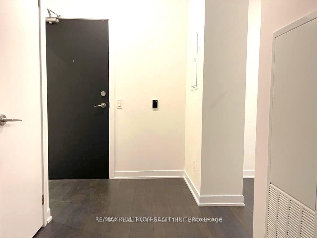87 Peter Street Unit 4007 photo 24