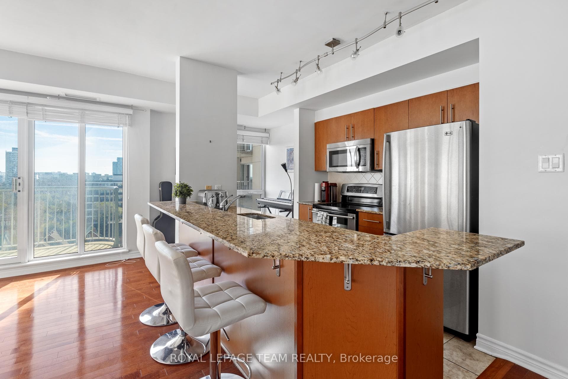 200 Rideau Street Unit 1112 photo 8