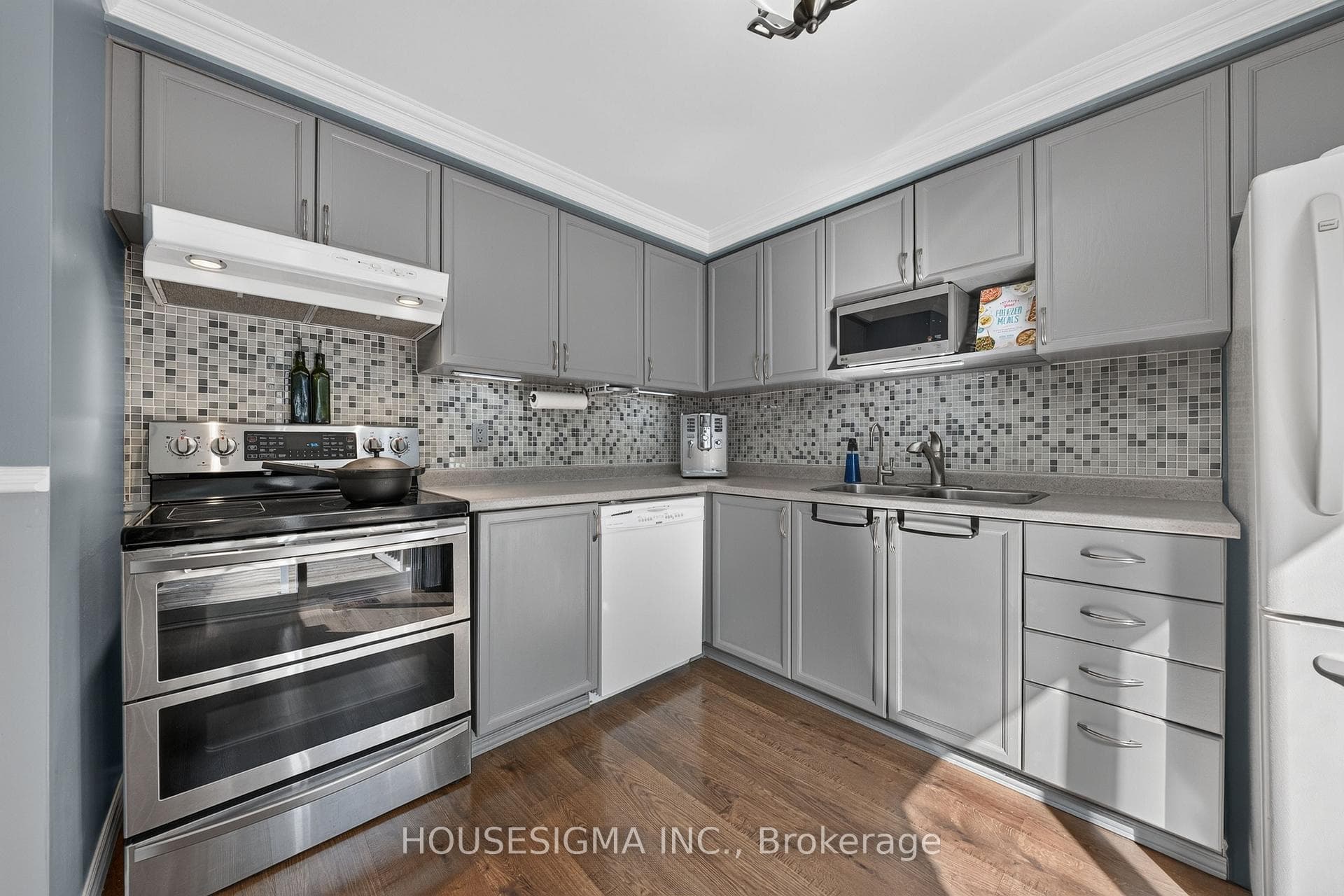 129 Victoria Road Unit 17 photo 17
