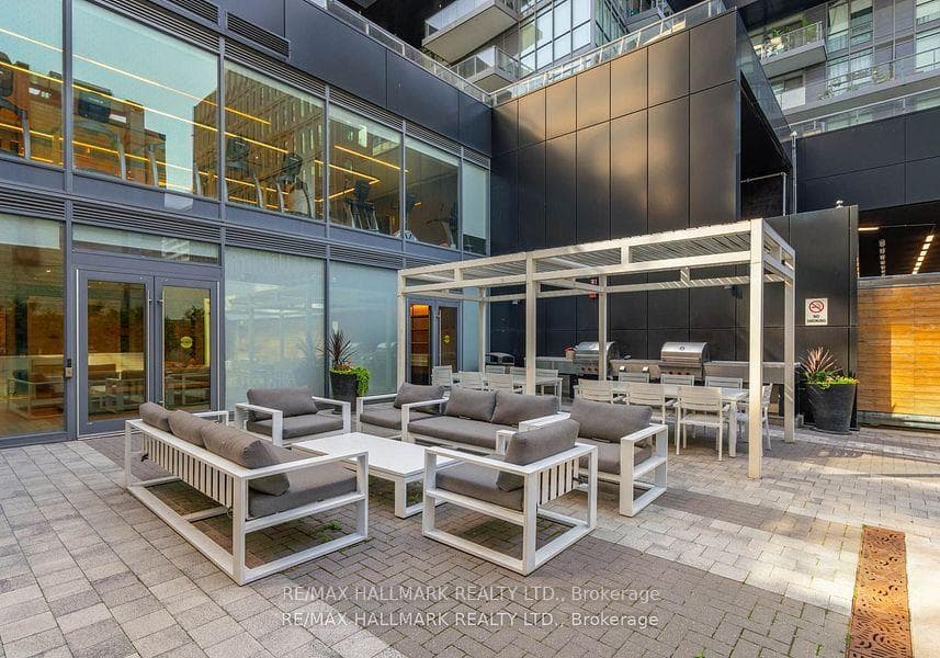 30 Roehampton Avenue Unit 2701 photo 24