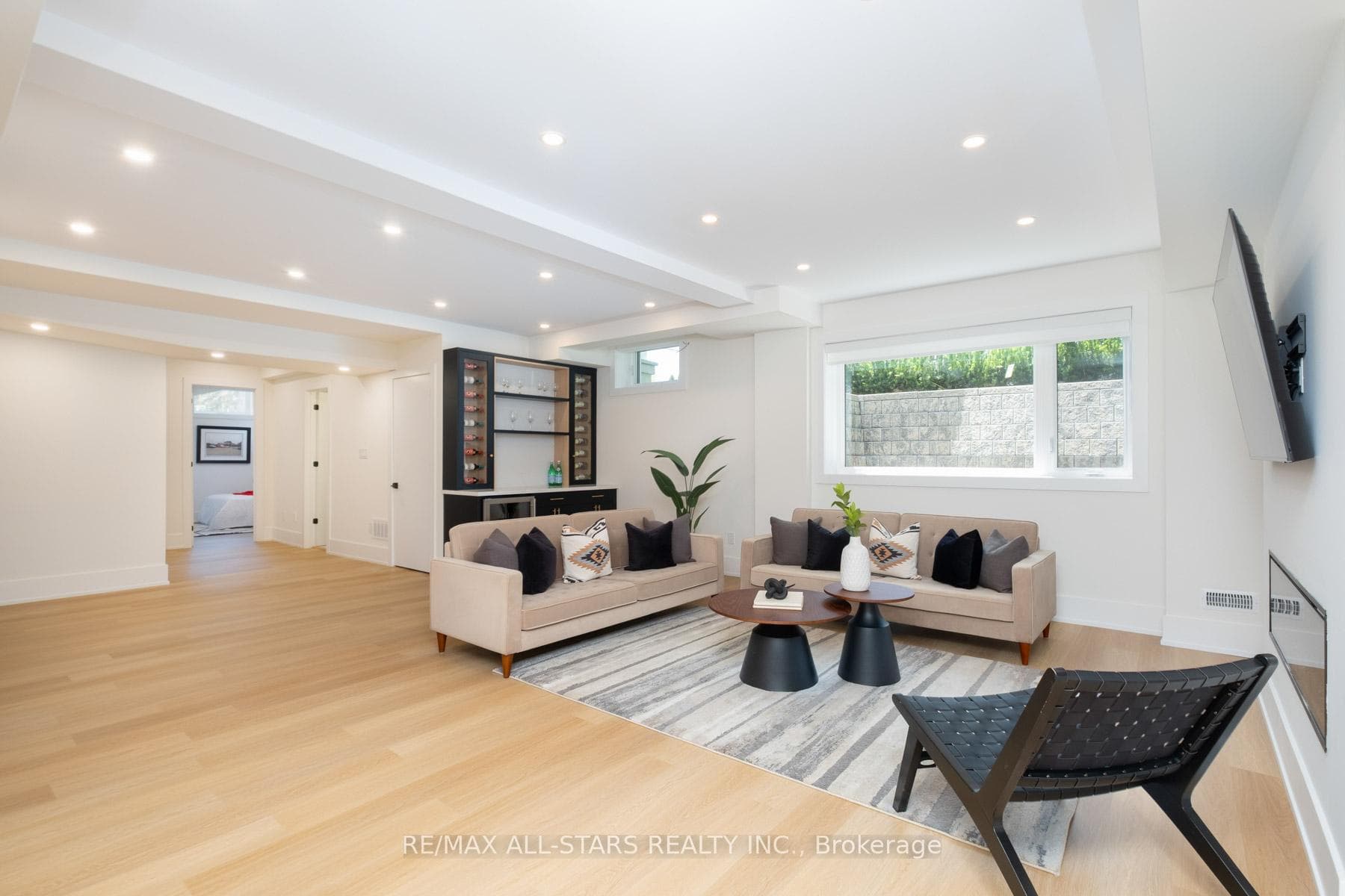 38 Clonmore Drive photo 28