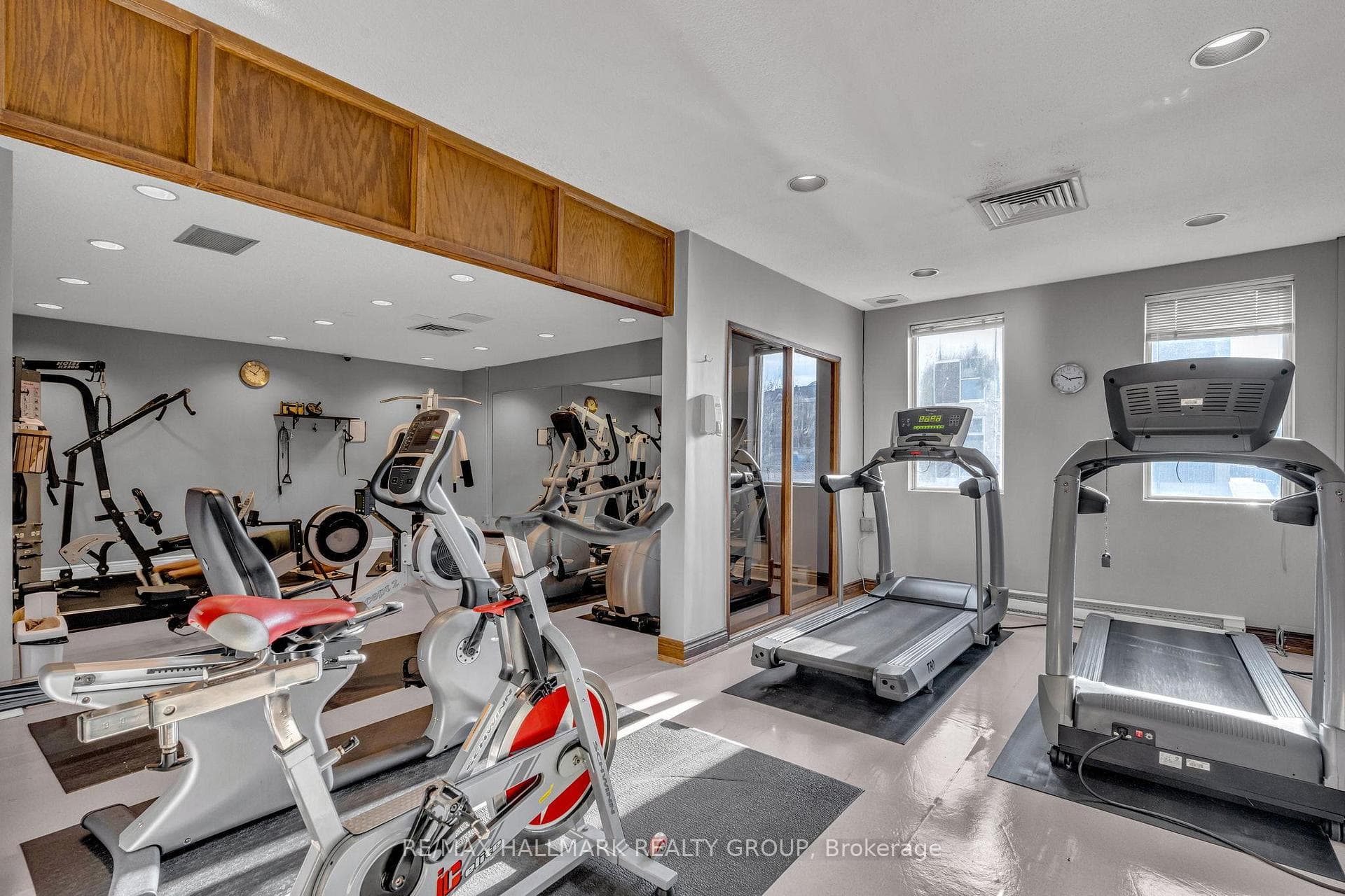 500 Laurier Avenue Unit 2301 photo 27