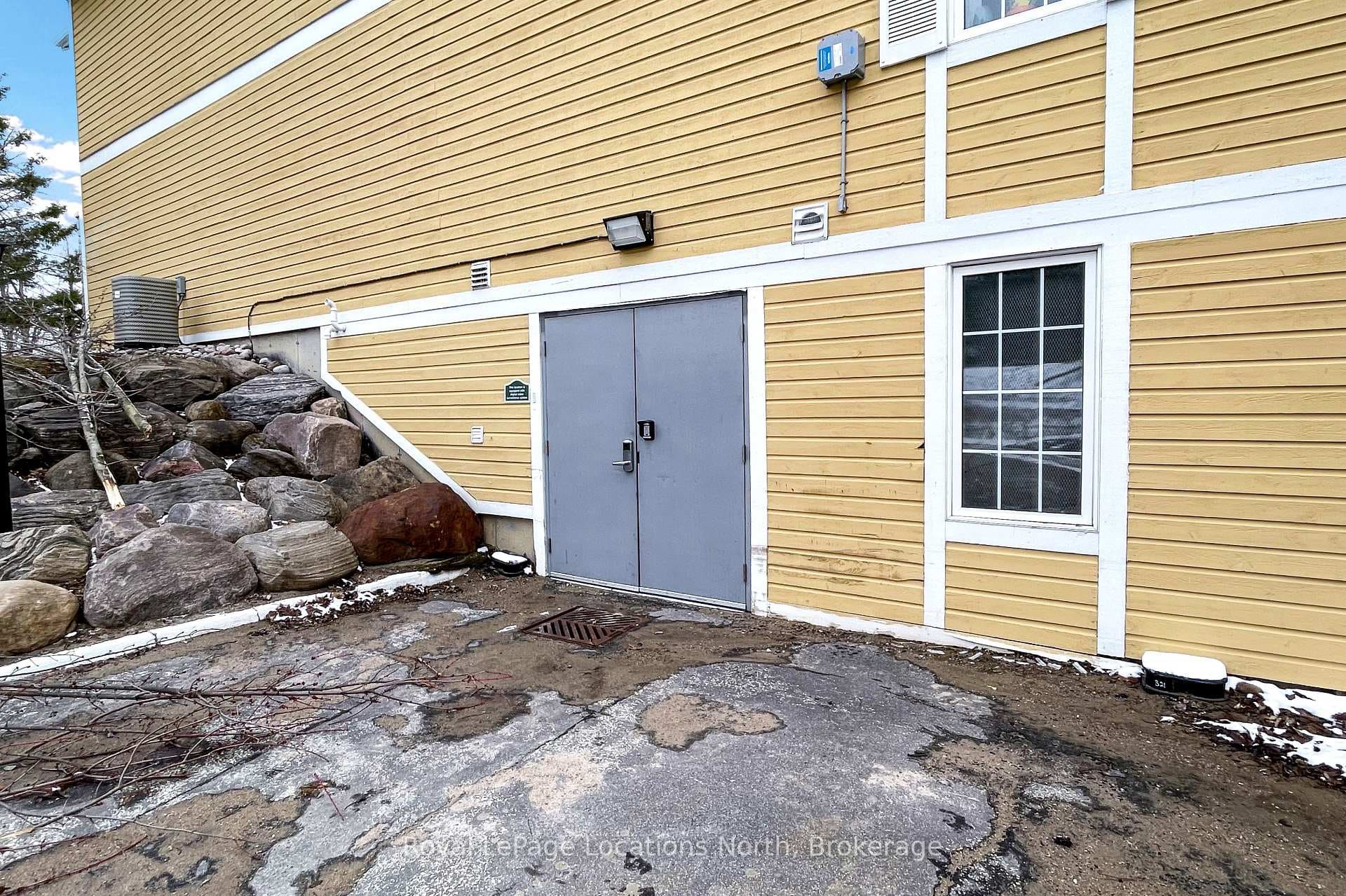 90 Highland Drive Unit 2242/2243 photo 48