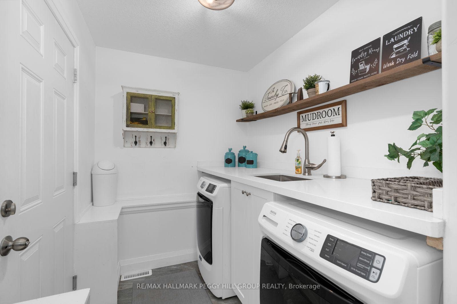 2967 Earl Street photo 15