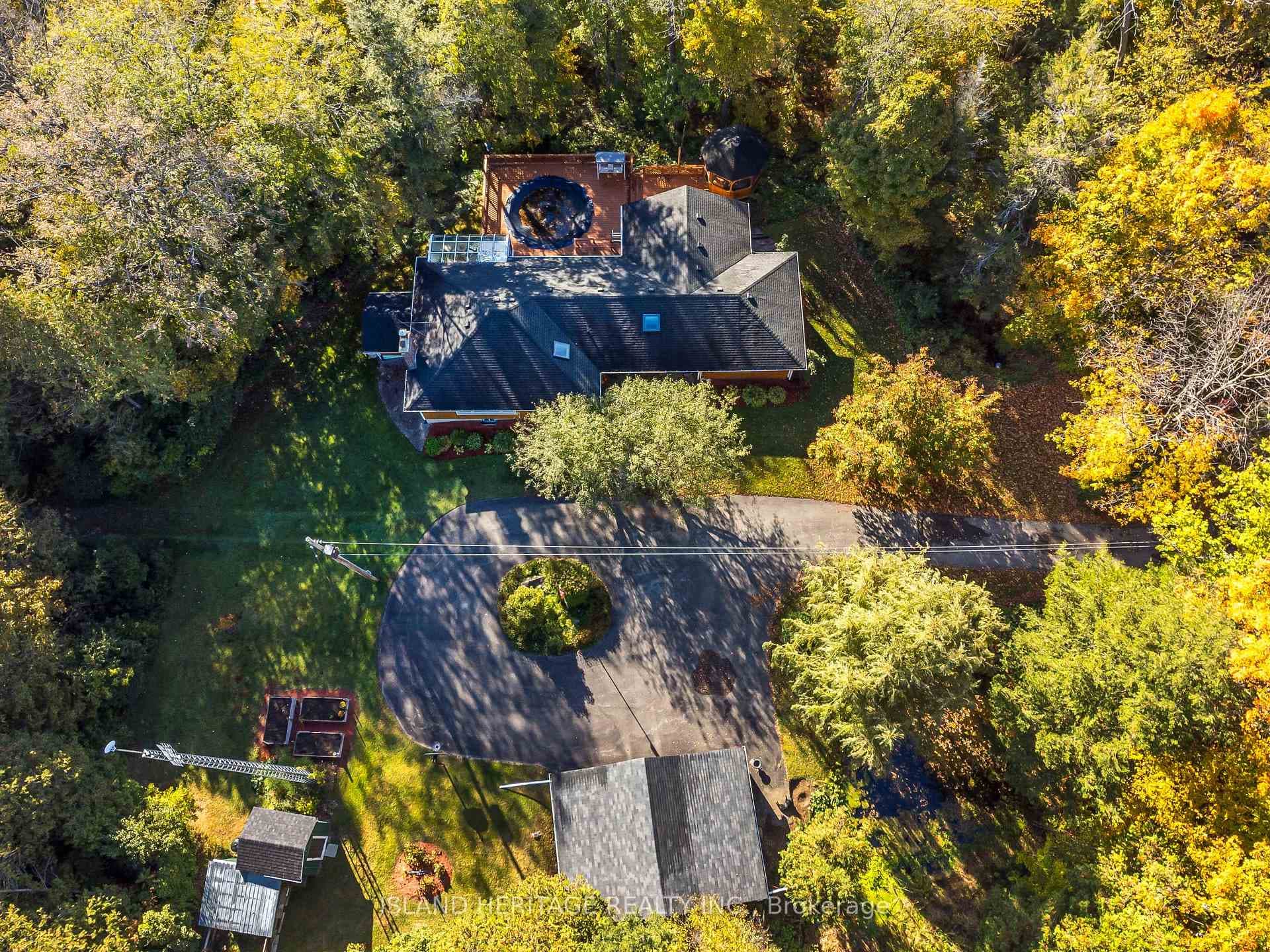 4537 Bethesda Road photo 1