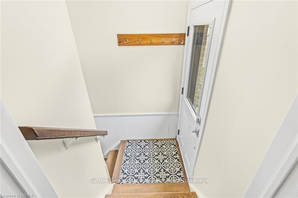 463 ABDO Crescent photo 20