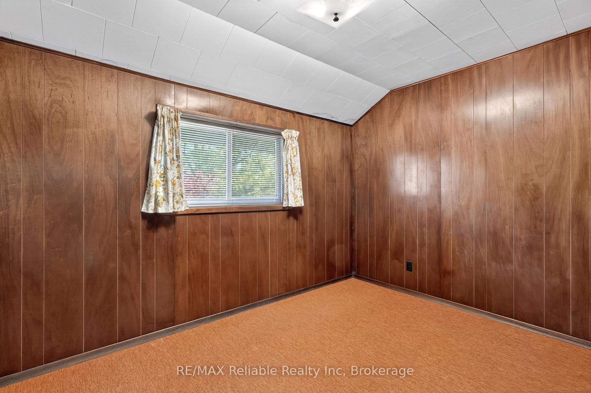 68 William Street photo 23