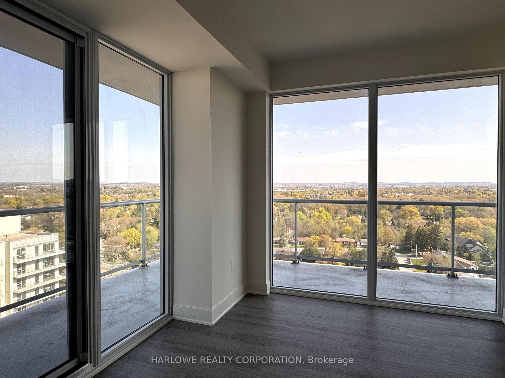 185 Deerfield Road Unit 1403 photo 6