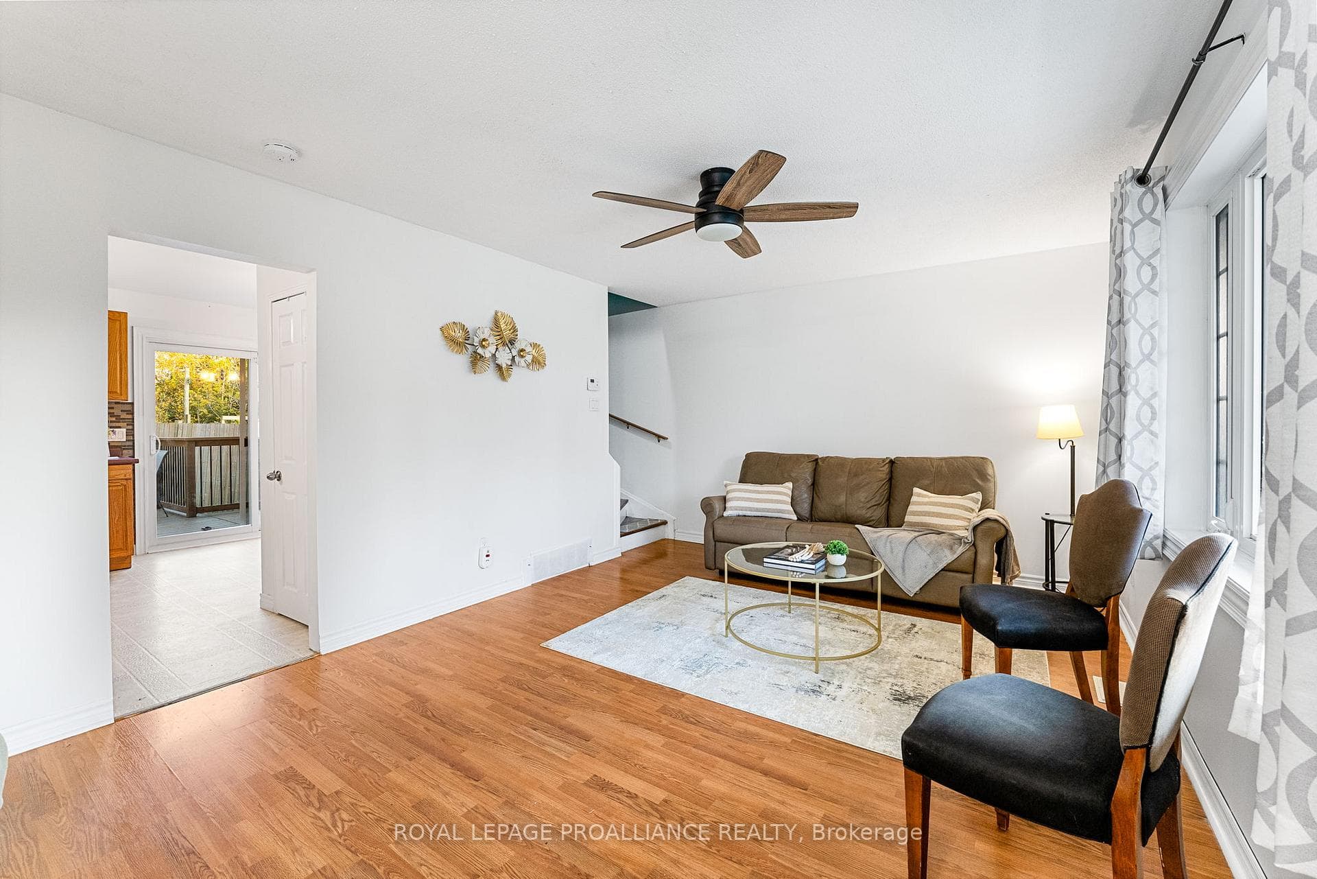 388 Alexandria Drive photo 8