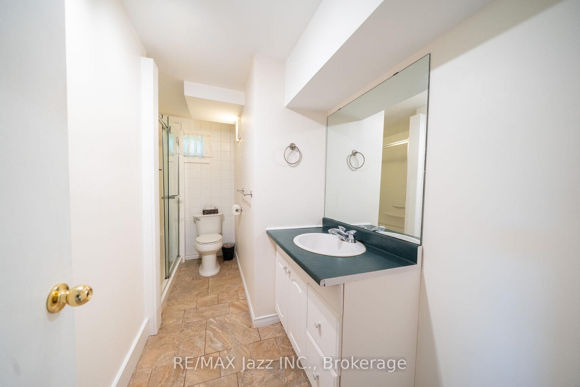 607 Gliddon Avenue photo 44