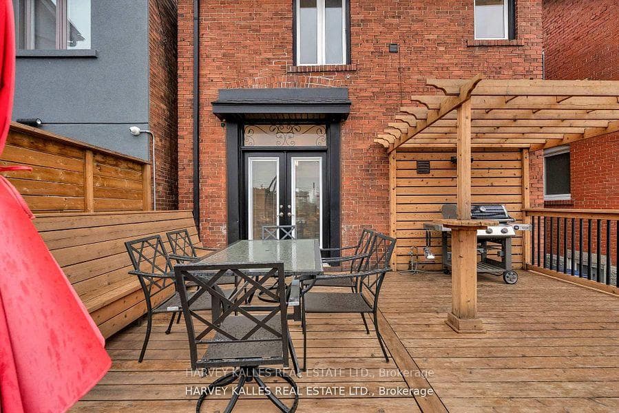 Deck off of the Dining room for Easy BBQ's
