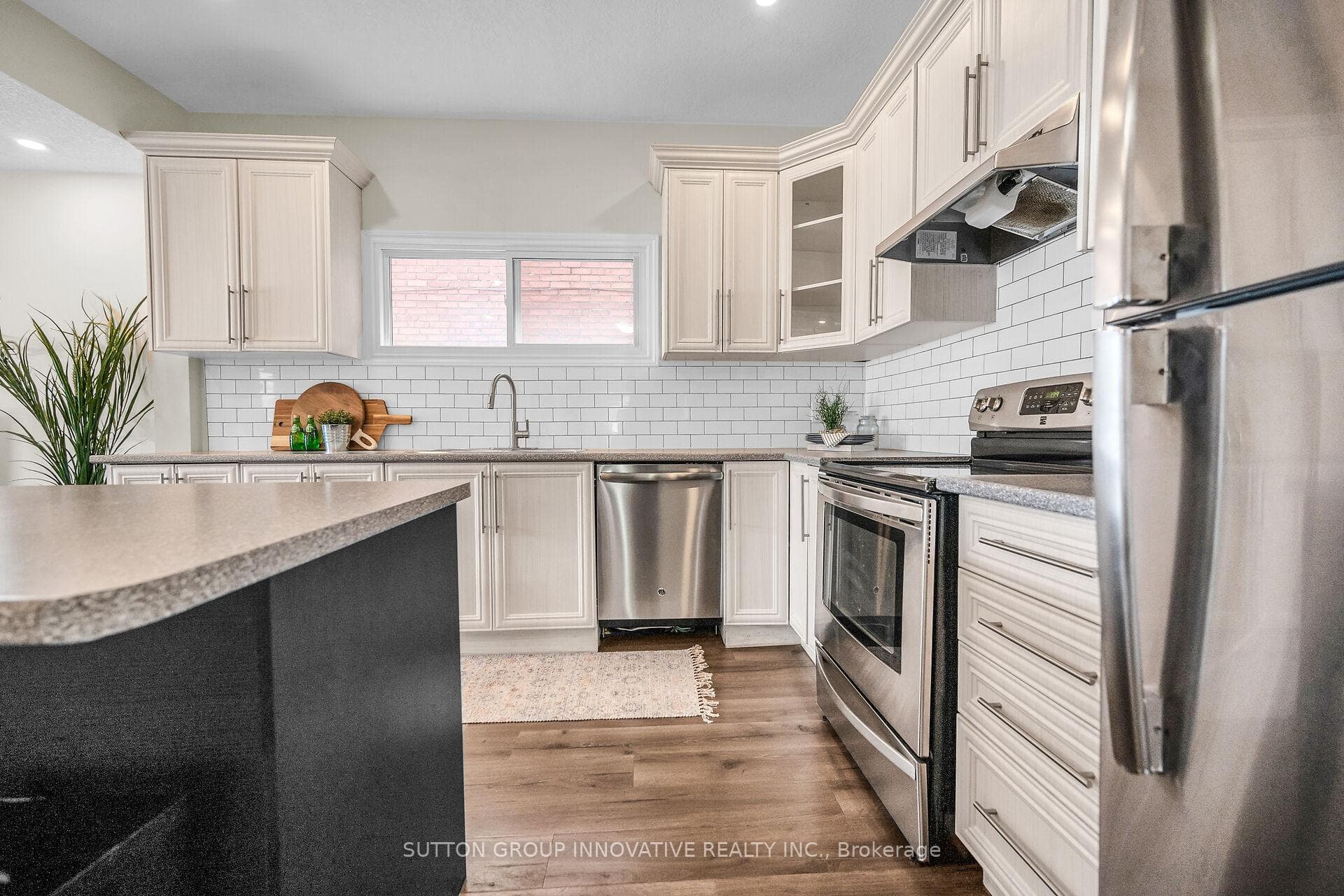 248 Murray Street photo 8