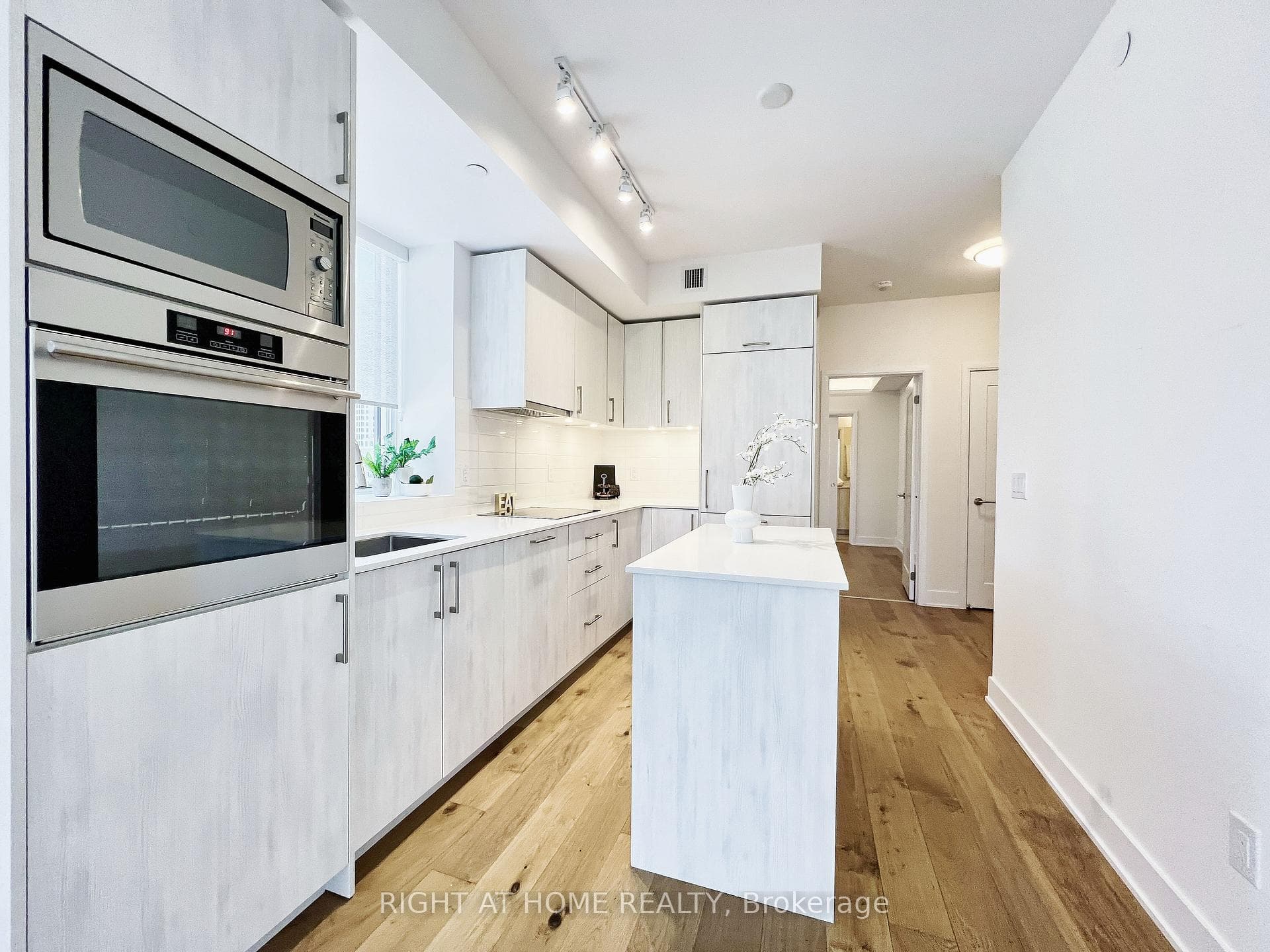 88 Cumberland Street Unit 2306 photo 4