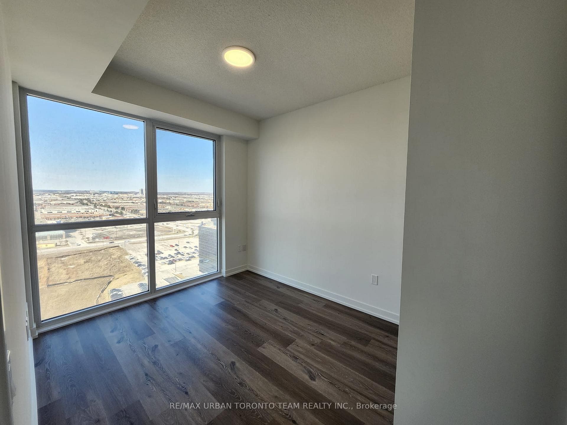 225 Commerce St Street Unit 2011 photo 6