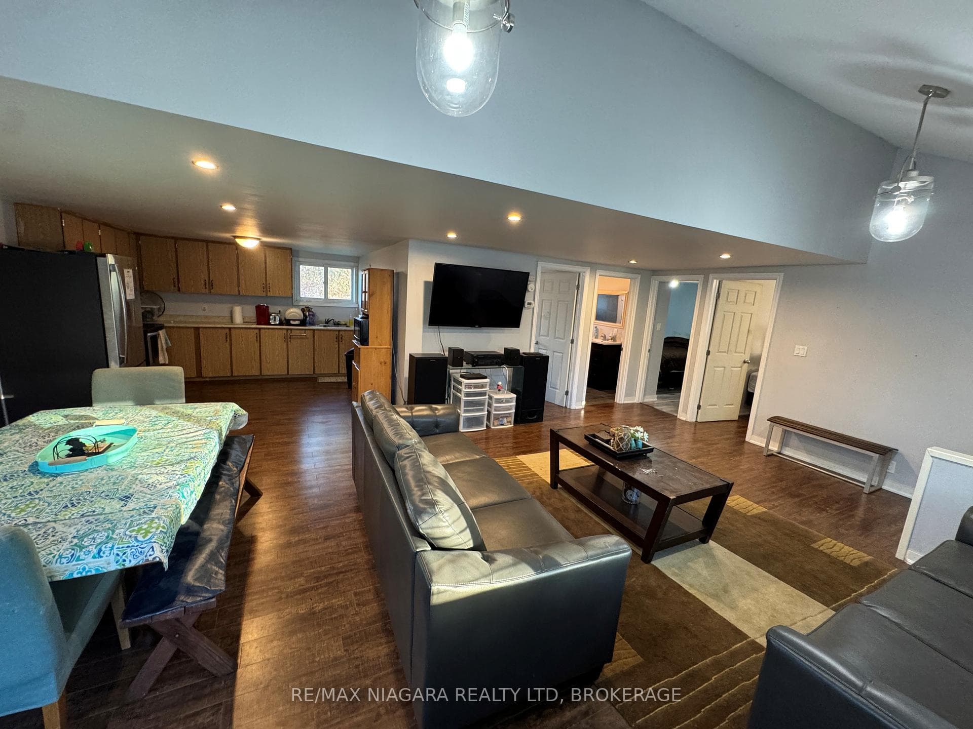 361 Pleasant Beach Road photo 3