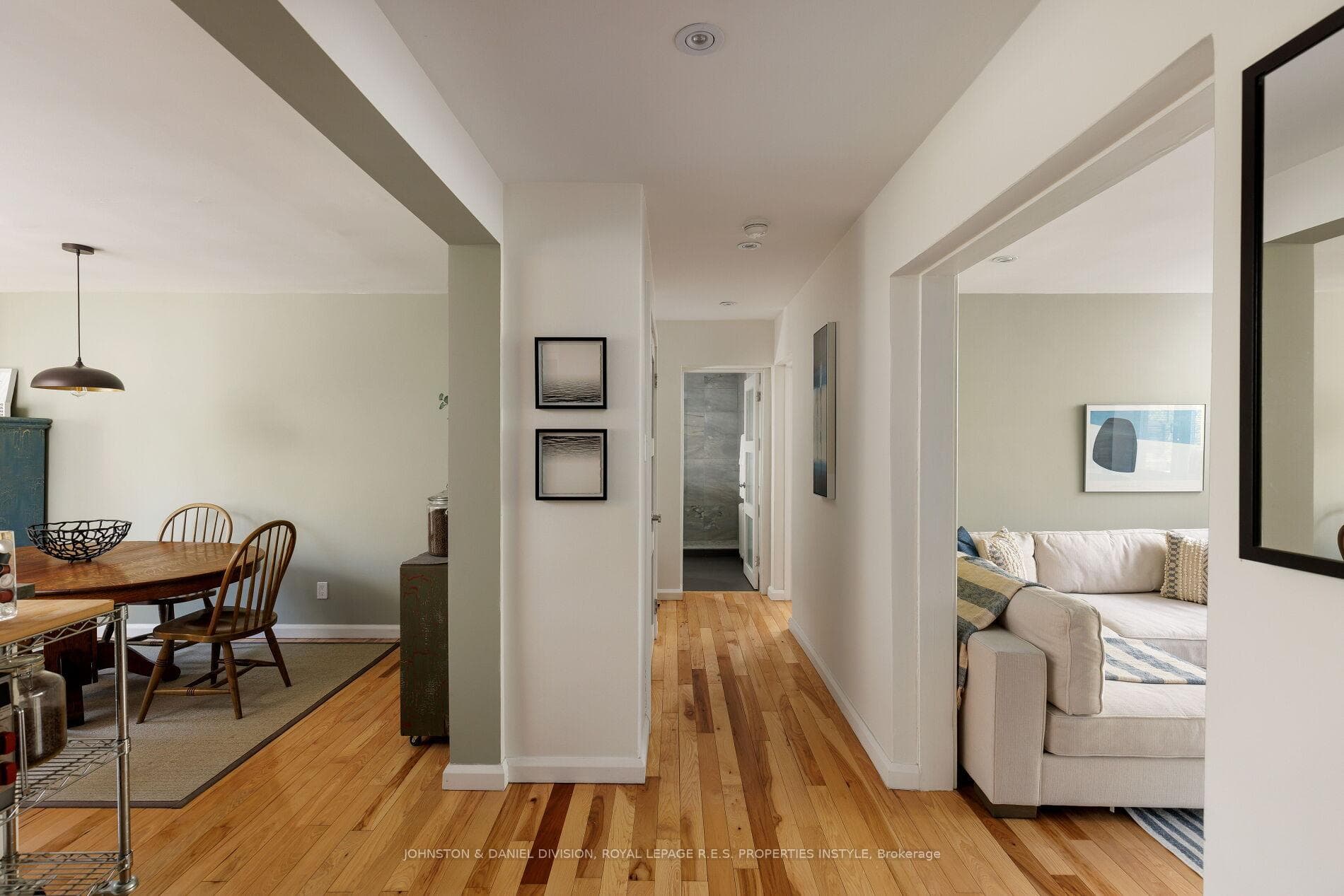 2368 Queen Street Unit 18 photo 7
