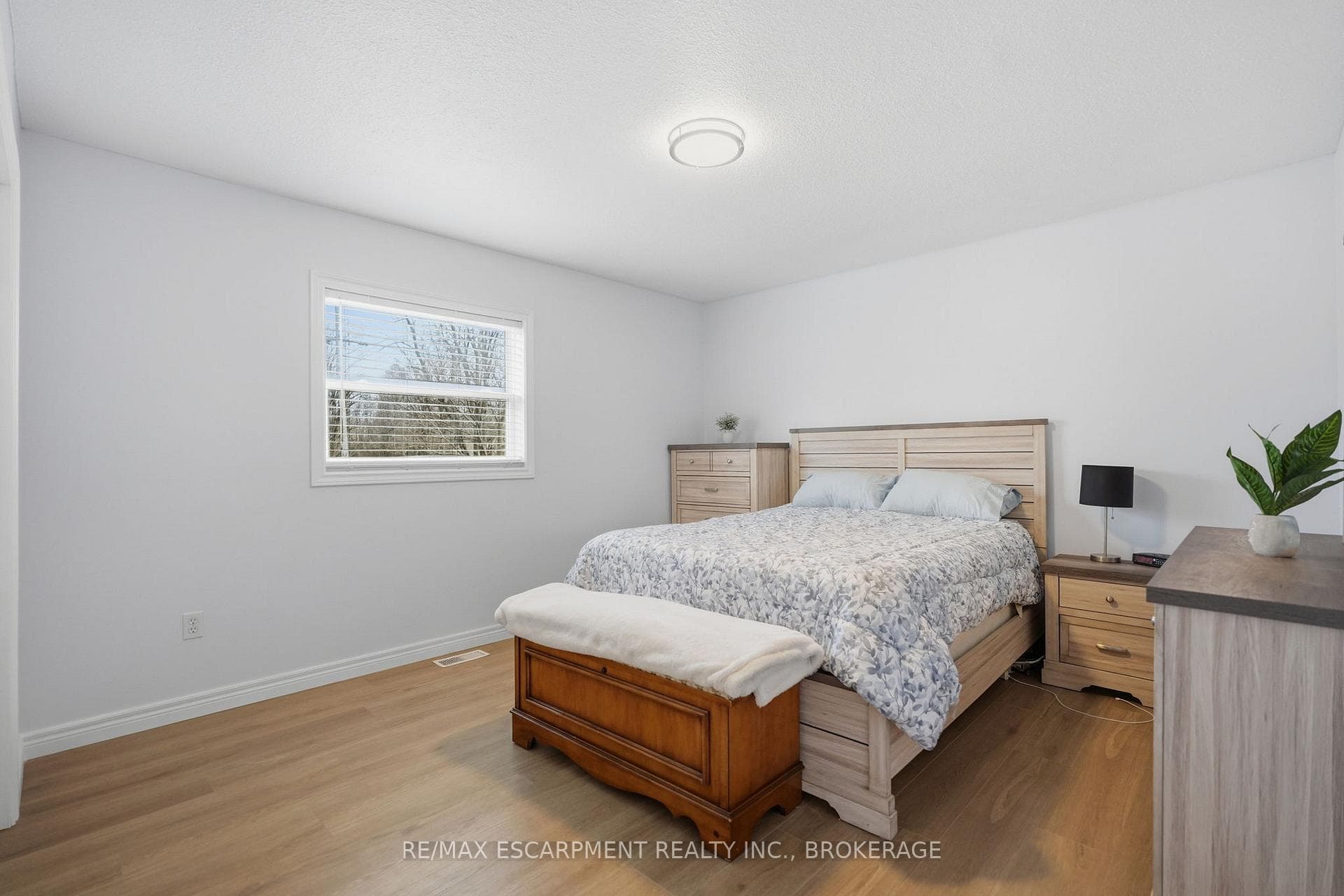 3148 Jewell Avenue photo 17
