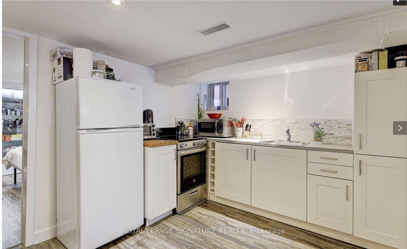 216 Milverton Boulevard Unit Bsmt photo 3