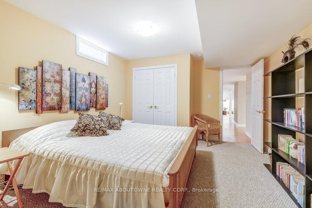 17 Orchard Park Gate Unit 27 photo 29