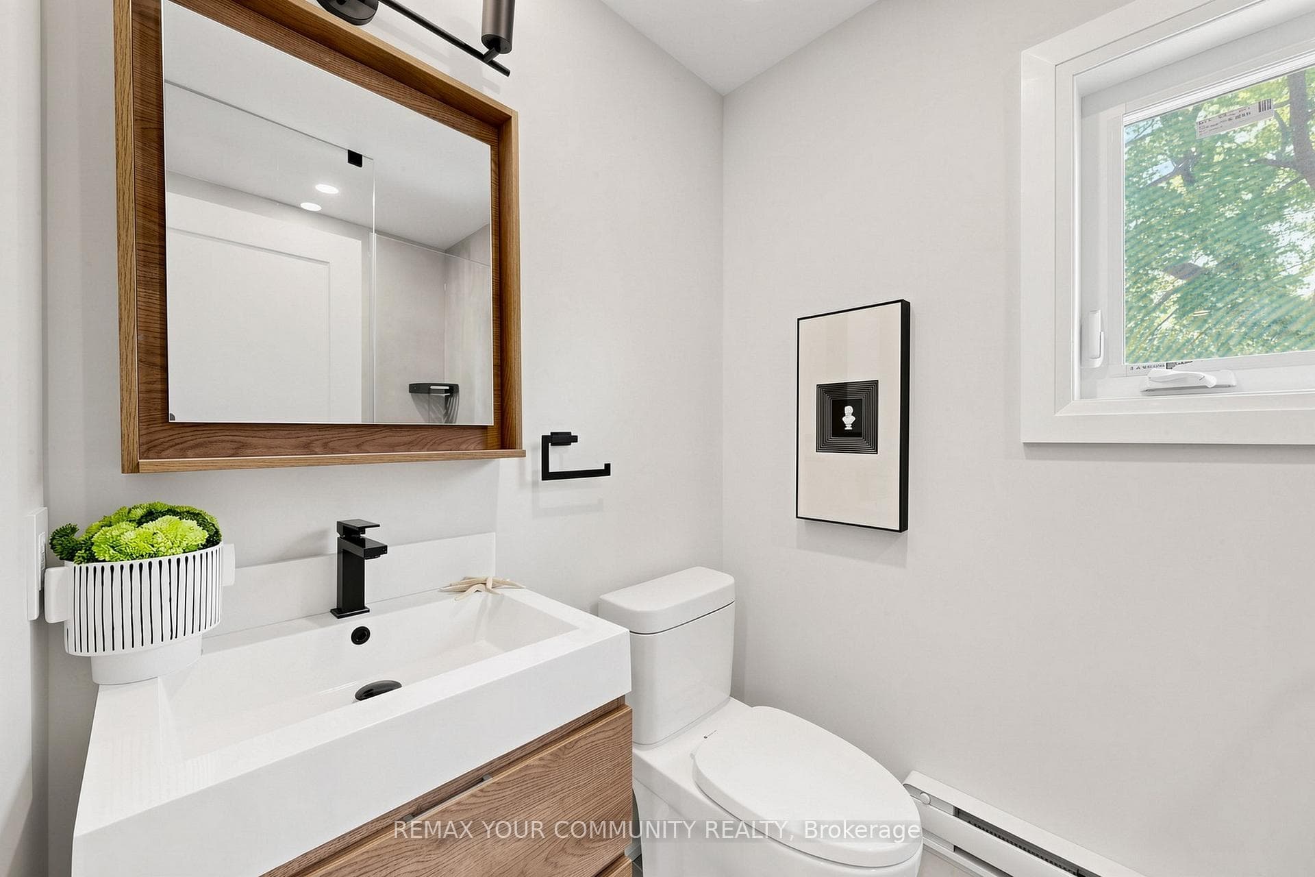 351 Fairlawn Avenue photo 22