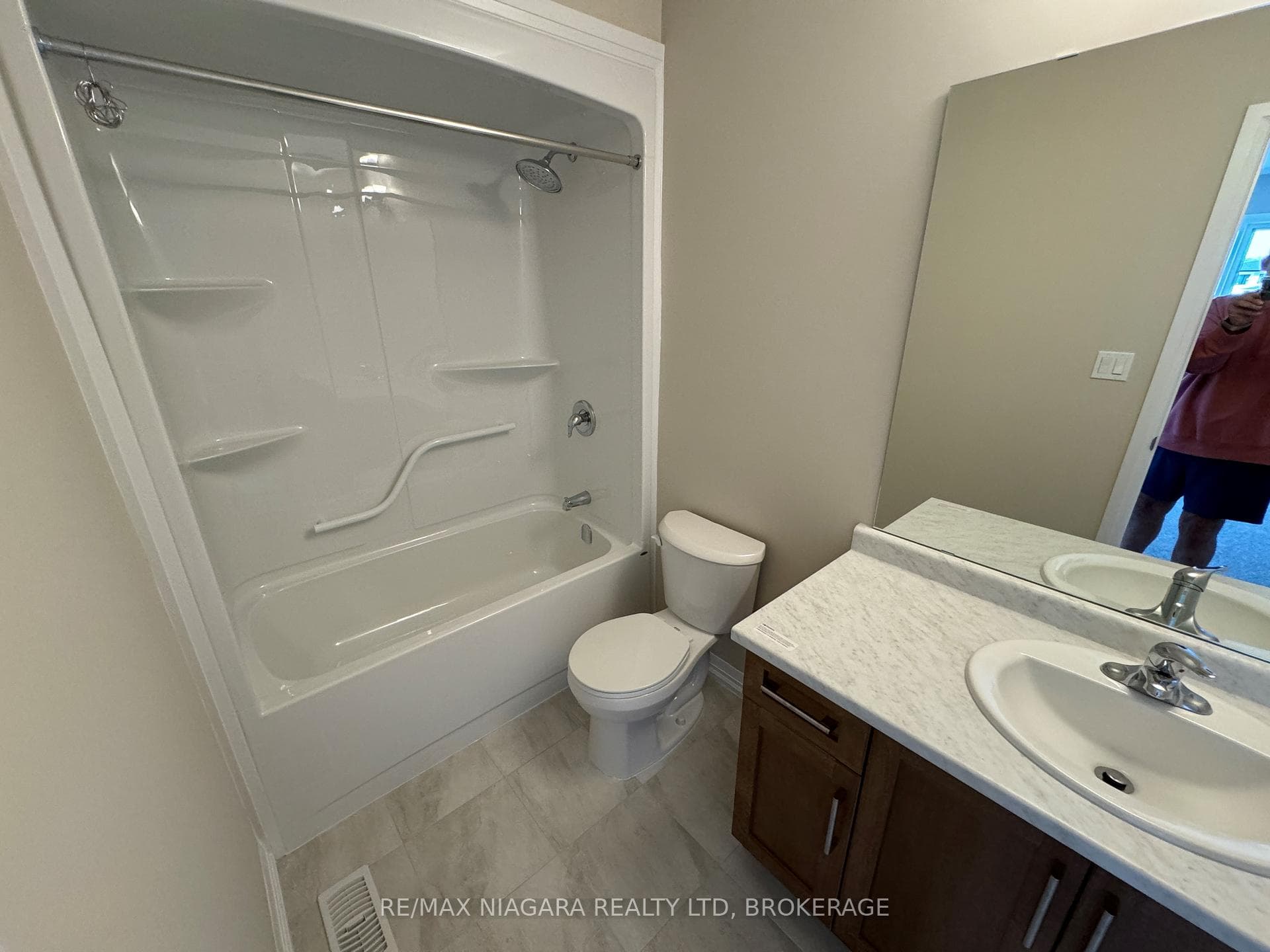 7401 Marvel Drive photo 8