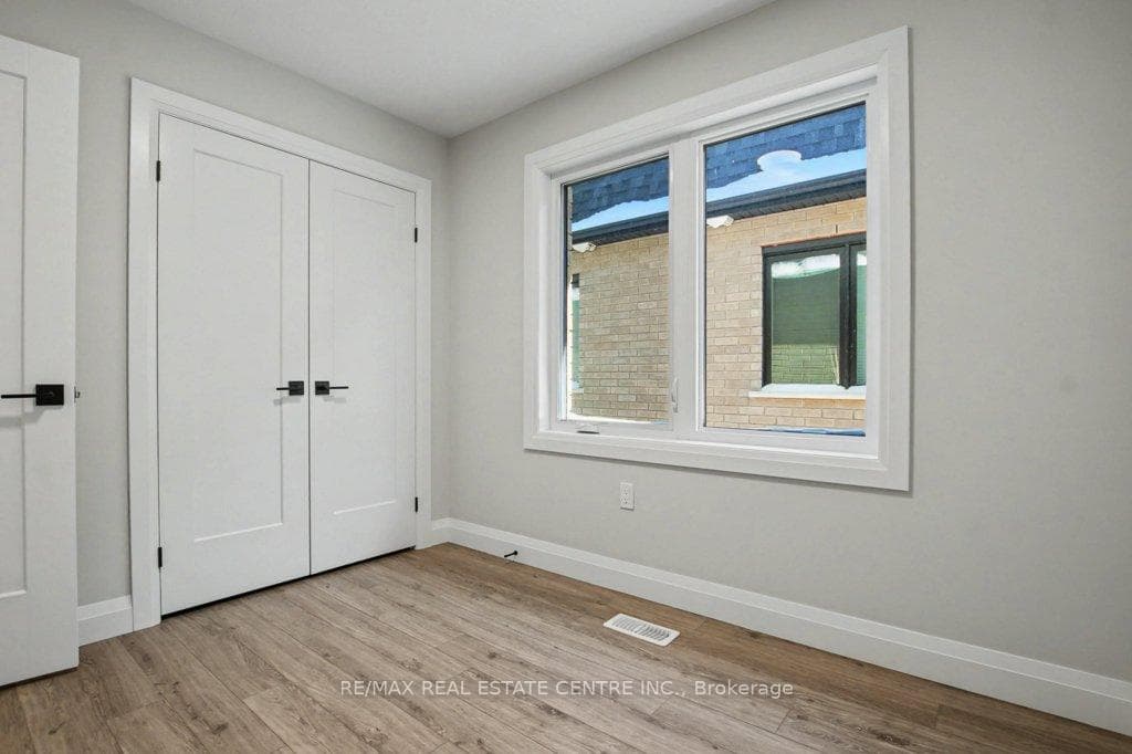 143 ELGIN Street Unit 78 photo 31