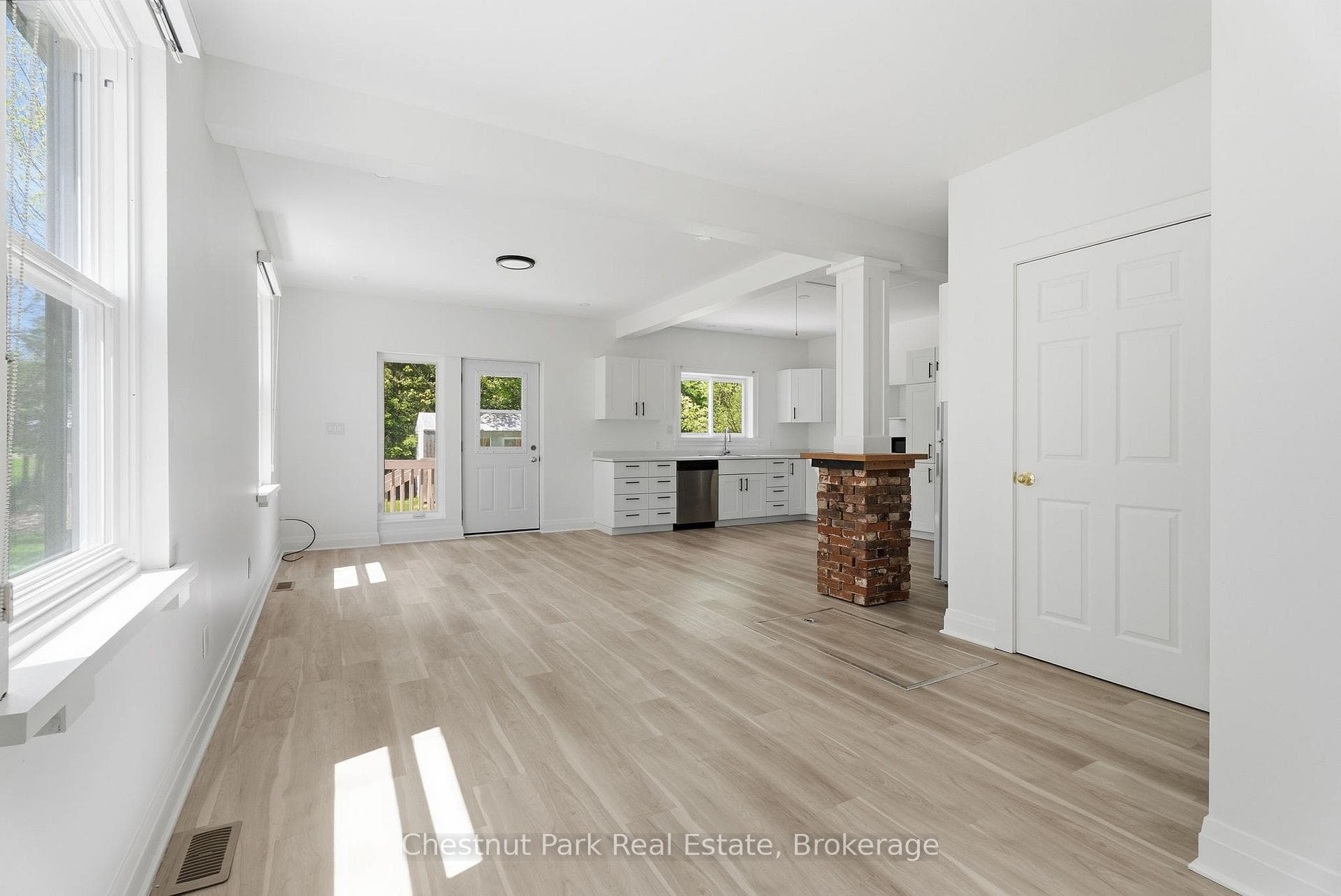 Laminate flooring