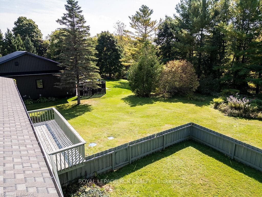 7 BONNIE BRAE Place photo 17