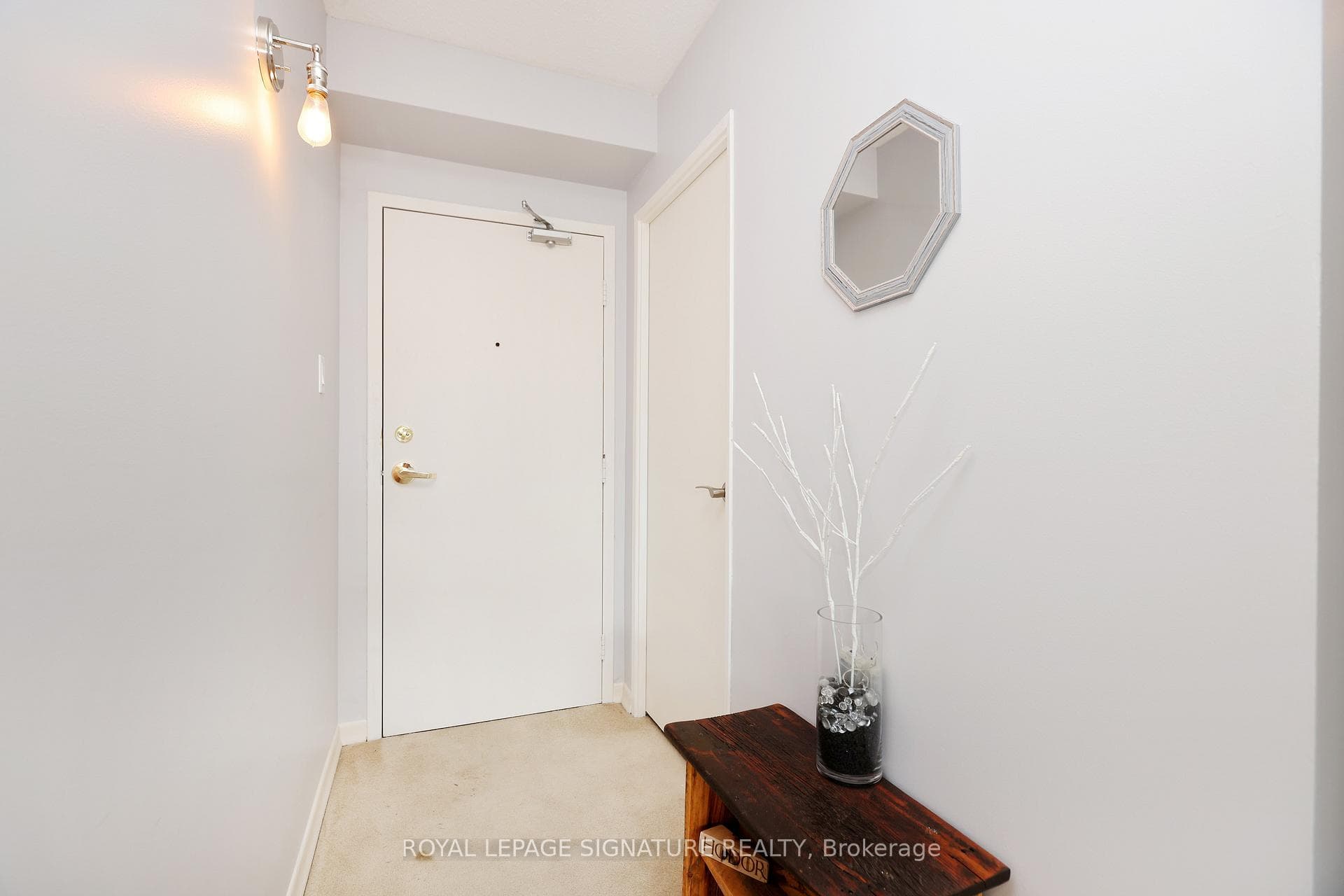 121 Ling Road Unit 1604 photo 3
