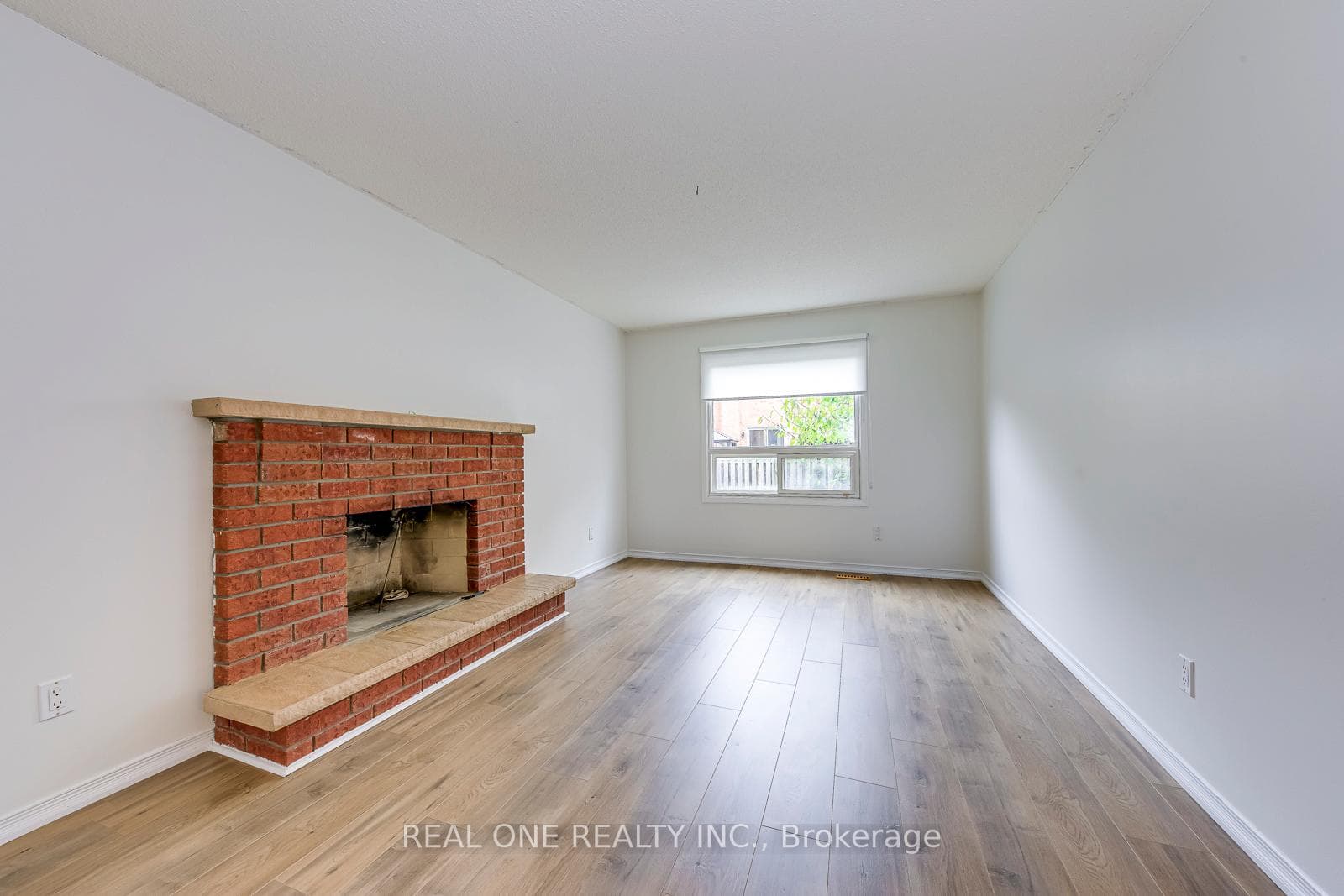 220 Kingsbridge Garden Circle photo 18