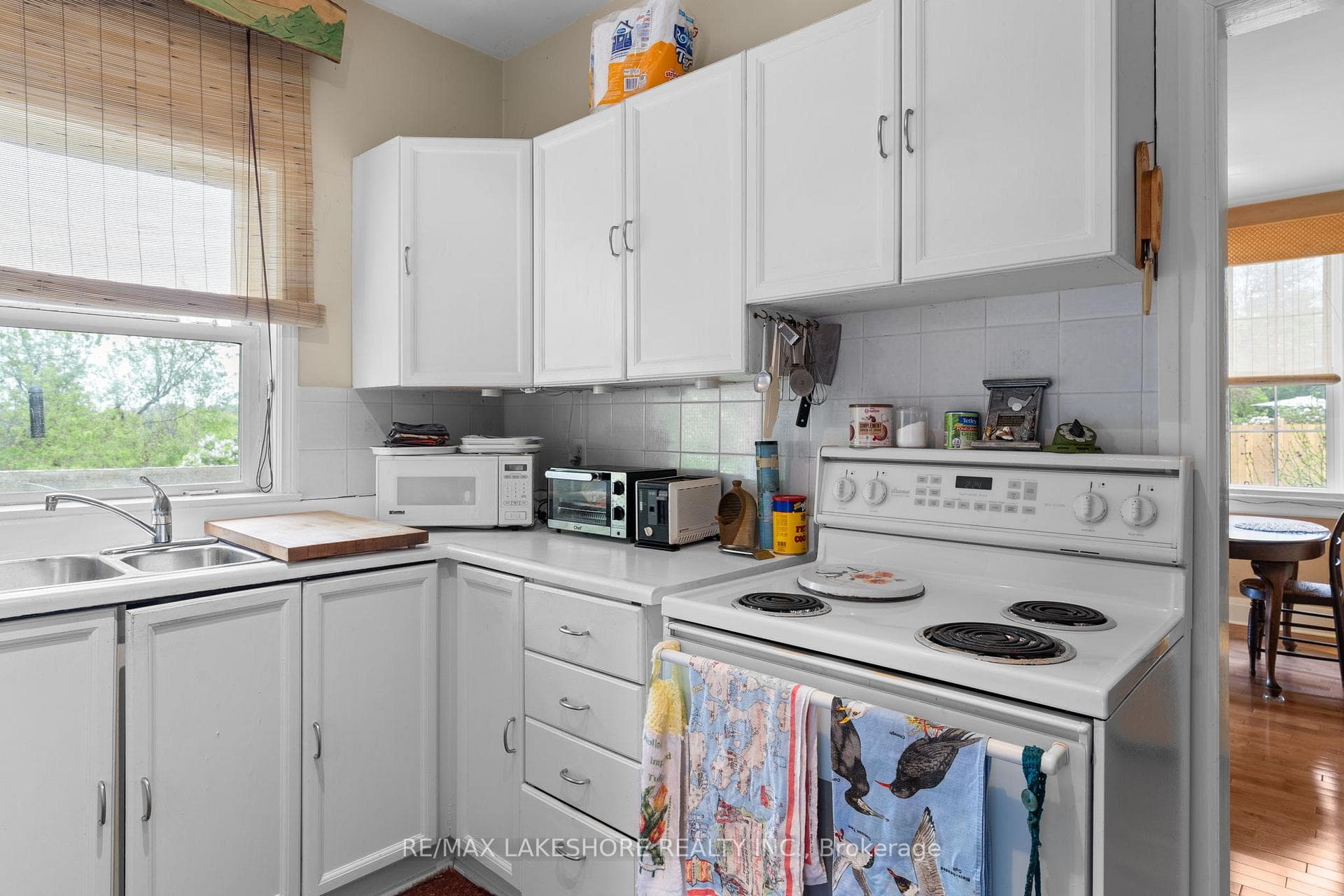1040 Ontario Street photo 21