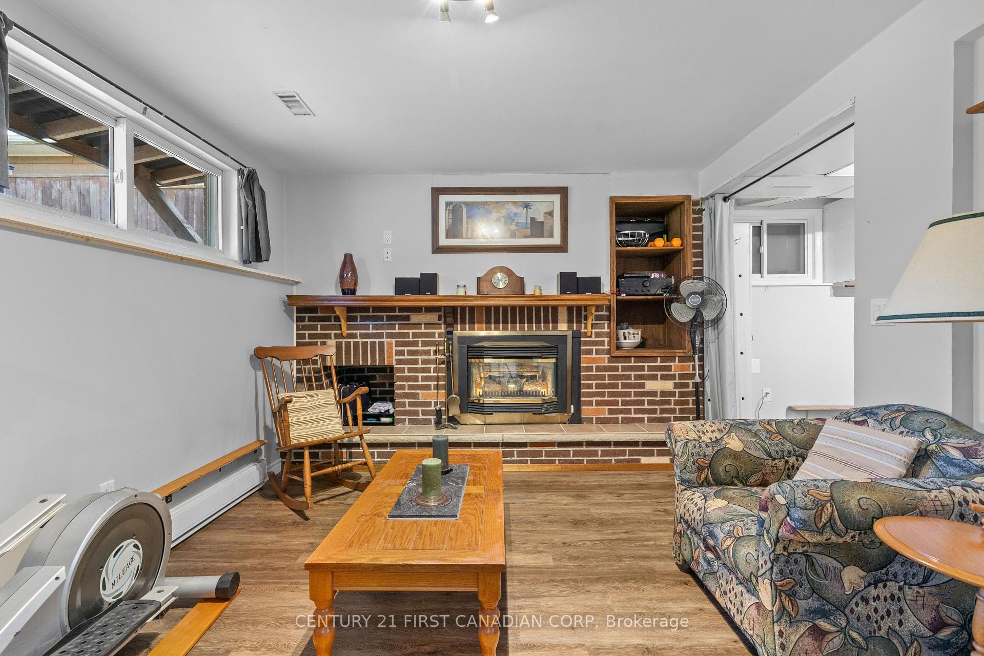 4 Archer Crescent photo 21