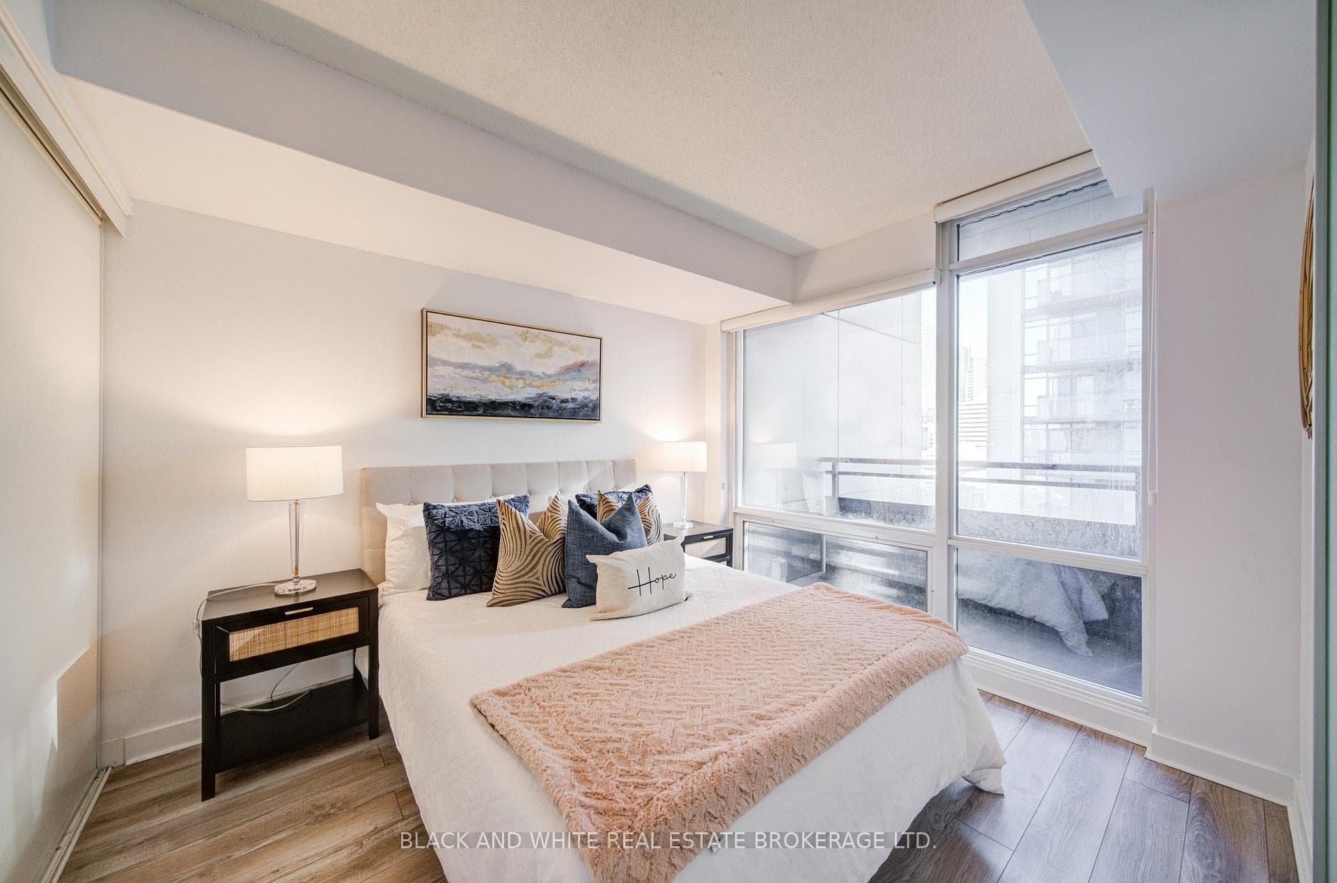 25 Telegram Mews Unit 1003 photo 12
