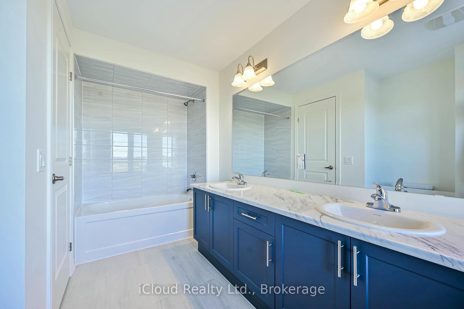 111 Picardy Drive photo 25